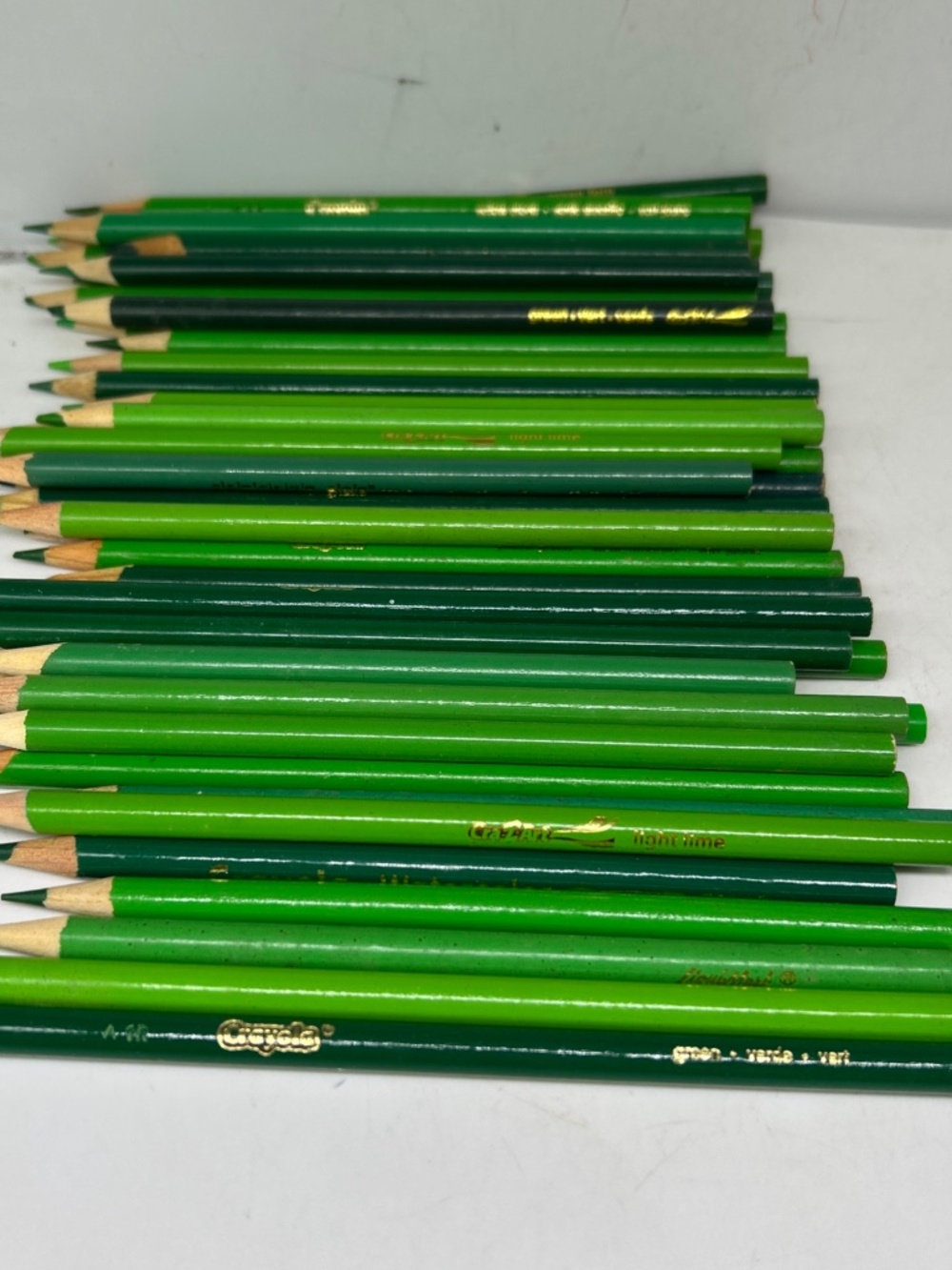 Lot 40 colored pencils bulk green crayons crazart watercolor mixed 7”